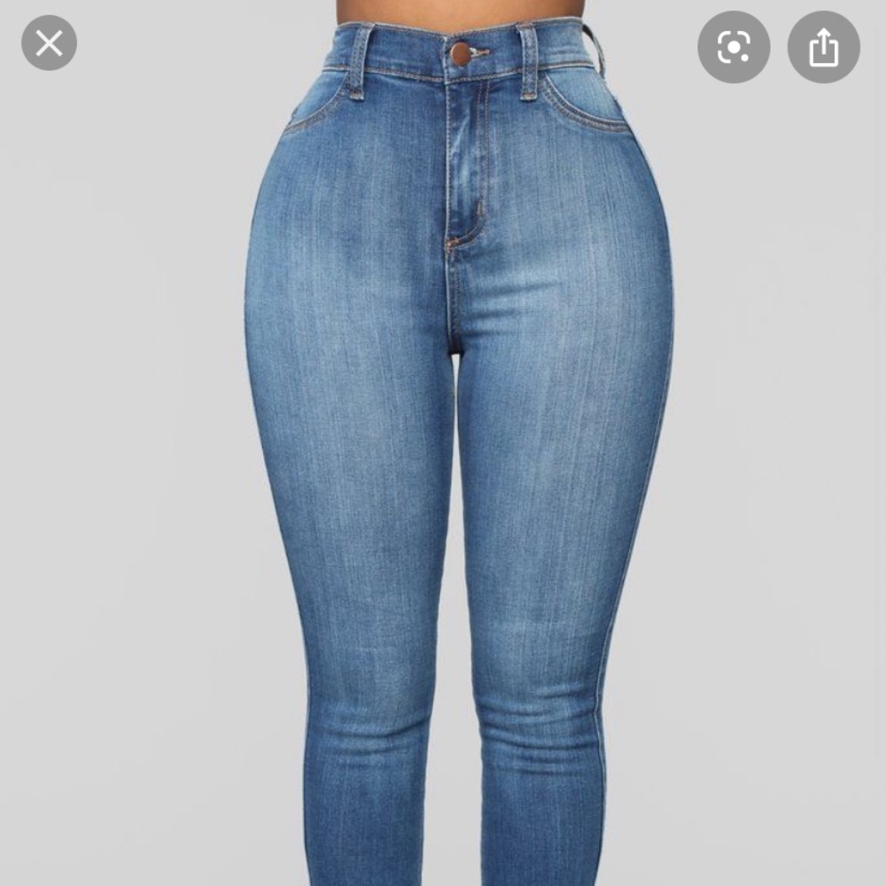 Fashion Nova Jeans -medium wash